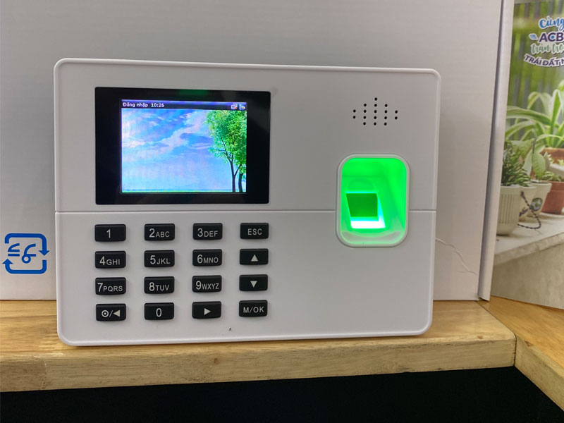 may-cham-cong-rj-3300